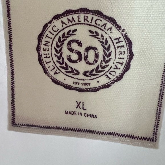 SO Heritage White Puffer Vest - Picture 3 of 3